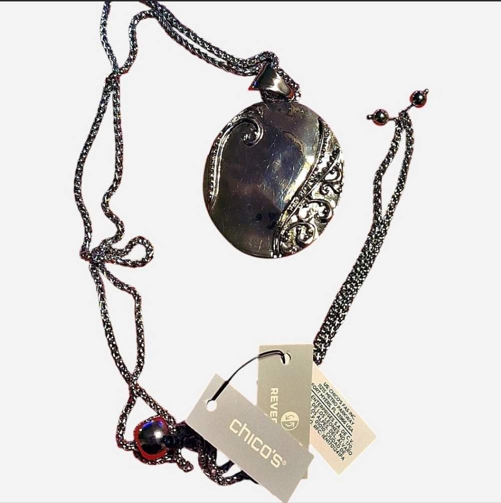 Chicos Adjustable Reversible Vintage Style 35" Necklace NWT Silver Tone And Gold